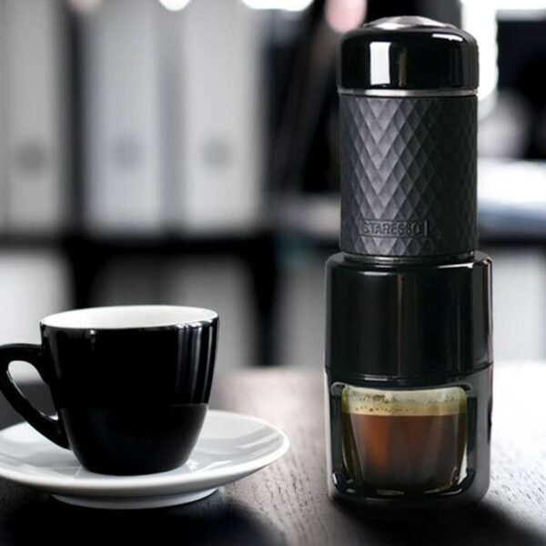 Portable Manual Espresso Coffee Machine in action